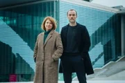 Corinna Harfouch als Susanne Bonard, Mark Waschke als Robert Karow