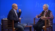 v.l.: Moderator Joerg Wuerz im Talk mit Bibeluebersetzer Karl-Heinz Vanheiden
