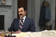 G. Gordon Liddy (Justin Theroux)