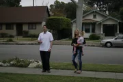 Christina (r.) und Tarek El Moussa (l.) haben einen außergwöhnlichen Job. Sie kaufen günstig Häuser, rennovieren diese und probieren, sie mit Gewinn zu verkaufen ...