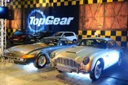 Ferrari Daytona (l.), Aston Martin DB5