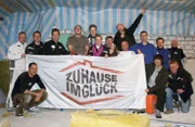 Das Zuhause im Glück-Team möchte dieses Mal der alleinerziehenden Melanie und ihren beiden Kindern helfen.