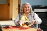 Helen (Paula Pell)