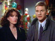 Beth (Eileen Seeley) und Charlie (Sean O´Bryan) sind zu Weihnachten nach Cabot Cove gekommen, um ihre Verlobung zu feiern.