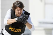 Nach einem Geiseltausch pirscht sich Ben (Tom Beck) an den Übergabeort heran, und hofft, dass er den Täter aufhalten kann.