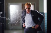 In der Notaufnahme eines Krankenhauses kommt es zu einer tödlichen Schießerei zwischen rivalisierenden Bandenmitgliedern. Horatio (David Caruso) und sein Team ermitteln die Hintergründe der blutigen Tat.