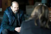 Sgt. Tom Cole (Chris Bauer)