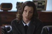 Erin (Bridget Moynahan) macht sich Sorgen um ihren Bruder Danny, gegen den der Staatsanwalt eine Untersuchung in die Wege leiten will. Danny versucht währenddessen, mit Baez den Mörder eines College-Professors finden ...