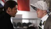 Um an die Millionen eines dubiosen Spekulanten heranzukommen, übernehmmen Spencer (Christian Kane, l.) und sein Team den Unterricht an einer Privatschule. Gleich in der ersten Stunde gerät er mit dem vorlauten Skyler Sanford (Mason Knight) aneinander.