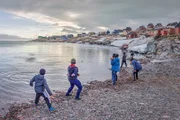 Nordlichter – Leben am Polarkreis Von Ostgrönland nach Alaska Inuit-Kinder in Ostgrönland