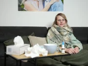 Manche Menschen fangen sich besonders in der Erkältungszeit ständig neue Infekte ein.