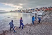Nordlichter - Leben am Polarkreis Von Ostgrönland nach Alaska Inuit-Kinder in Ostgrönland