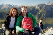 Moderator Stefan Pinnow mit Guide Lisa Graf-Riemann auf dem Jenner.