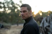Byron Swift (Jay Ryan)