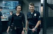 Christina 'Chris' Alonso (Lina Esco) und Jim Street (Alex Russell) Die Verwendung des sendungsbezogenen Materials ist nur mit dem Hinweis und Verlinkung auf RTL+ gestattet.; Christina 'Chris' Alonso (Lina Esco) und Jim Street (Alex Russell) Die Verwendung des sendungsbezogenen Materials ist nur mit dem Hinweis und Verlinkung auf RTL+ gestattet.