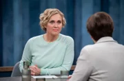 Caren Miosga (l.) im Gespräch mit Saskia Esken (SPD)