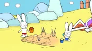 Ein Tag am Strand ist herrlich. Simon (l.) und Franz (r.) können ausgelassen Sandburgen bauen.
