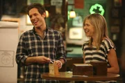 Dennis Reynolds (Glenn Howerton), Dee Reynolds (Kaitlin Olson)