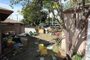 Welche Überraschungen warten hinter dem Gartenzaun auf Tarek und Christina?