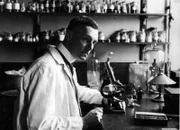 Der berühmte britische Pathologe Sir Bernard Spillsbury.