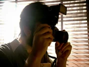 Bei Bruce Lindahl befand sich eine Box voller Fotos von jungen Mädchen. Viele von ihnen wurden nackt fotografiert.