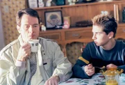 Bryan Cranston (Hal), Justin Berfield (Reese).