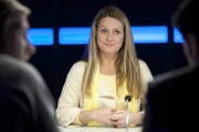 Will unbedingt ihre scheinbar heile Welt retten: Eva Schuhmann (Dana Geissler) ...