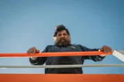Charlie (Hovik Keuchkerian)