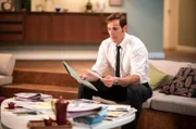 Detective James Steed (Joel Jackson)