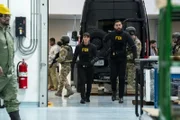 FBI SA Maggie Bell (Missy Peregrym, l.); FBI SA Omar Adom 'OA' Zidan (Zeeko Zaki, r.)
