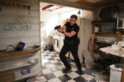 Unerwartete Umstände führen Nolan (Nathan Fillion) in das Drogenmilieu von Los Angeles, in dem jeder falsche Schritt tödlich sein kann.