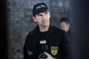 LaSalle (Lucas Black) jagt nicht nur einen Killer, sondern auch einen Hacker, der offenbar seine Macht unter Beweis stellen will, indem er jegliche geklaute Daten veröffentlicht. Wenn das NCIS-Team nicht schnell handelt, wird das Ansehen zahlreicher Unschuldiger für immer zerstört werden ...