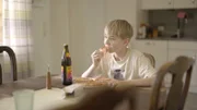 Hat oft keinen Appetit: Wenn Lenni M. doch hungrig wird, muss es schnell gehen. Dann kommen oft Fertigpizza und Spezi auf den Esstisch der Familie M.
