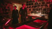 Joan Watson (Lucy Liu, l.); Sherlock Holmes (Jonny Lee Miller, r.)