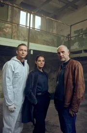 Böhme (Jan Dose), Viola Delbrück (Yvonne Catterfeld) und Butsch (Götz Schubert).