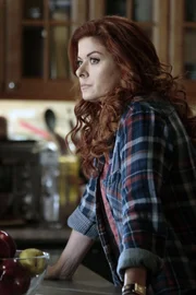 Laura (Debra Messing) hat es mit komplizierten Beziehungsverhältnissen zu tun.