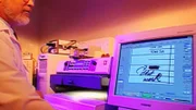 Die Polizei findet die Leichen einer Familie. Modernste forensische Methoden, eine Stechkarte und ein auf Kassette gesprochenes Tagebuch führen die Ermittler auf die Spur des Mörders.