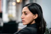 Azra (Narges Rashidi)