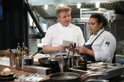 Gordon Ramsay (l.)