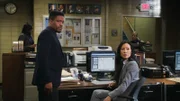 Marcus Bell (Jon Michael Hill, l.); Joan Watson (Lucy Liu, r.)