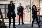 m. Jess LaCroix (Julian McMahon)