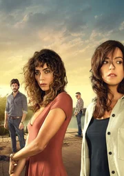 (v.li.): Álvaro Morte (Óscar), Irene Arcos (Veronica), Roberto Enríquez (Conrado), Verónica Sánchez (Alejandra).