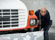 Special Agent Sam Hanna (LL COOL J)
