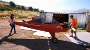 Steve ist begeistert: Nun muss seine Frau nie erfahren, dass er sein Flugzeug geschrottet hat.