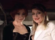 Willow (Alyson Hannigan, l.); Tara (Amber Benson, r.)