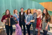 Sabine (KFZ-Mechanikerin und Harmonikaspielerin), Billie Steirisch (Influencerin), Kabarettist Alf Poier, Barbara Karlich, Autorin Claudia Rossbacher, Margret Almer (Sängerin), Virginia (Content Managerin).