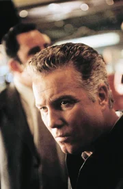 Der Tod des jungen Barry Schickel lässt das CSI-Team um Gil Grissom (William Petersen) Abgründe des Highschool-Lebens erfahren.