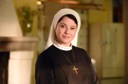 ARD UM HIMMELS WILLEN XIX. Staffel (13 neue Folgen), immer dienstags um 20.15 Uhr im Ersten. Novizin Claudia (Mareike Lindenmeyer) in Nöten - sie ist schwanger.