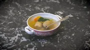 Matzeknödlsuppe.