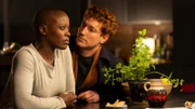 Auch zu Hause mit dem laufenden Fall beschäftigt: Ehepaar und Kollegen Anaïs (Florence Kasumba) und Nick (Daniel Donskoy)